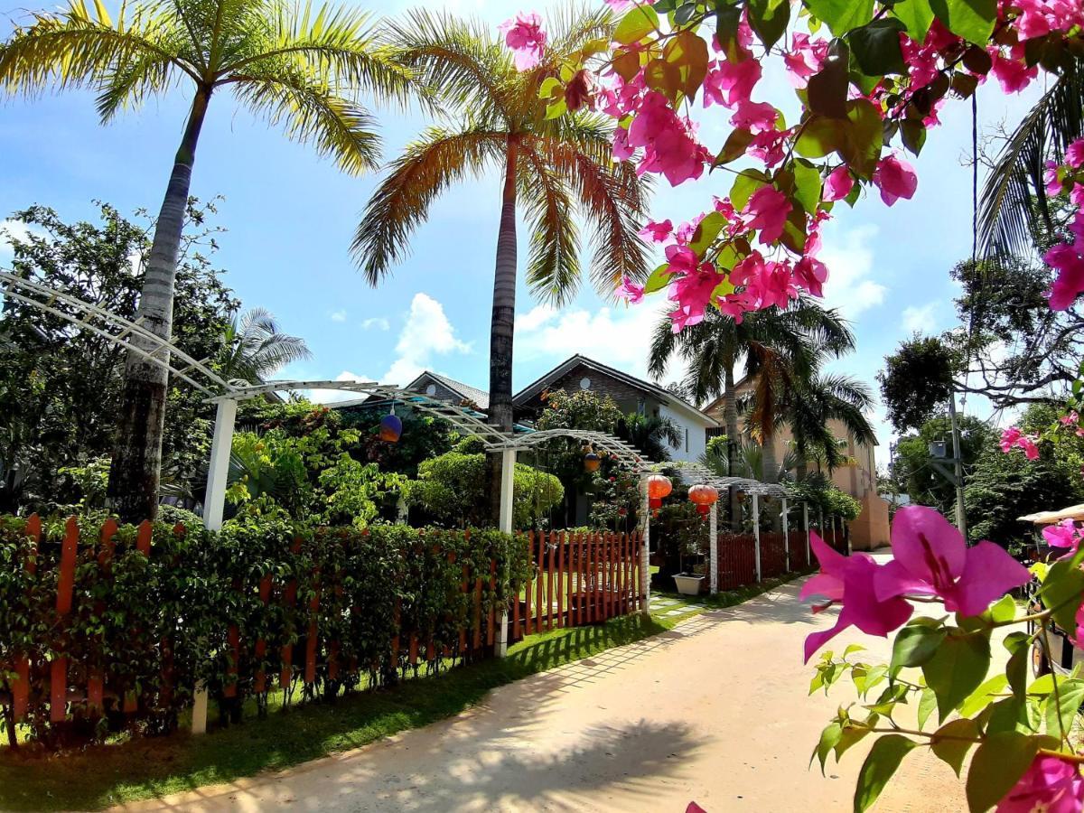 สวีท โฮม รีสอร์ต แอนด์ สปา Hotel ฟู้โกว๊ก ภายนอก รูปภาพ